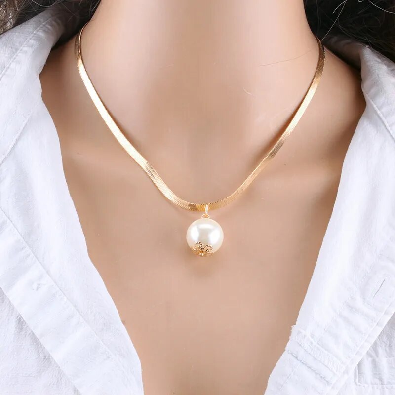 Fashion Chain Pearl Necklace For Women Baroque Pearl Metal Charm Pendant Necklaces Choker Snake Chain Jewelry Gold Silver Color