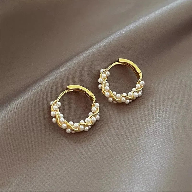 2022 Korean New Simple Temperament Circle Pearl Earrings Fashion Small Versatile Earrings Women&