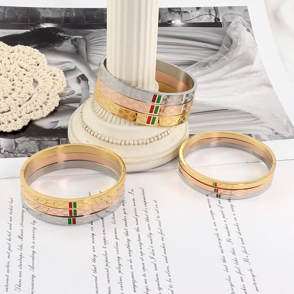 Trendy Bracelet for Women Red and Green Charm Stainless Steel Gold Plating Jewelry Lover Bangle Luxury Wedding Female Bangle