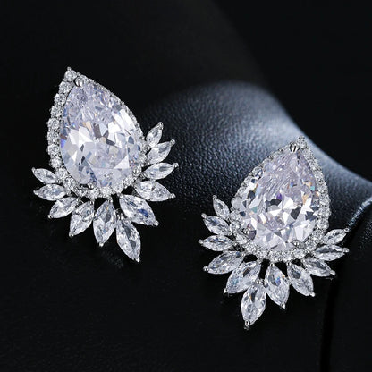 Fashion Teardrop Cubic Zirconia Silver Color Stud Earrings Luxury Leaf Bridal Wedding Brincos Jewelry for Women