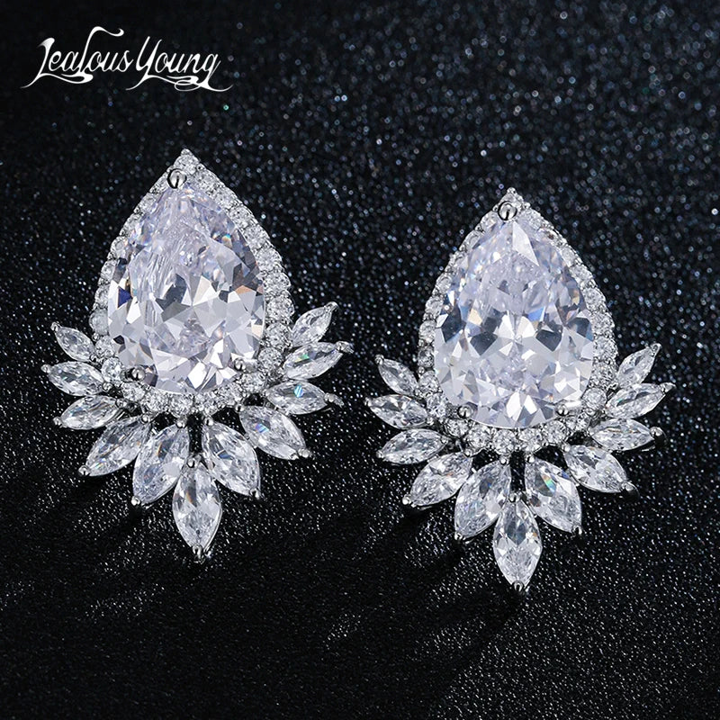 Fashion Teardrop Cubic Zirconia Silver Color Stud Earrings Luxury Leaf Bridal Wedding Brincos Jewelry for Women