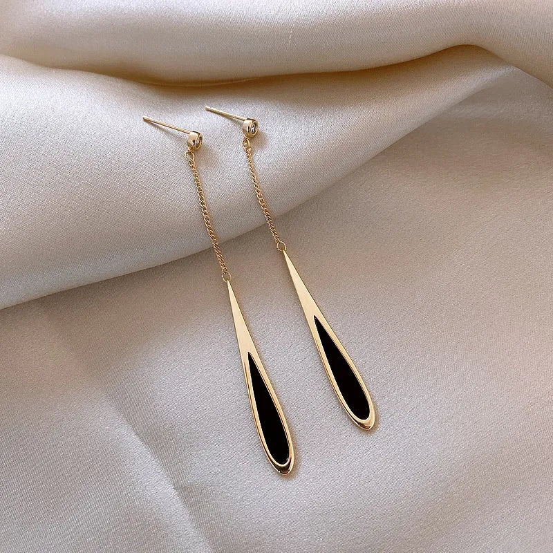 European and American Black Drop Tassel Long Earrings 2023 New Fashion Party Luxury Accessories For Women‘s Temperament Jewelry